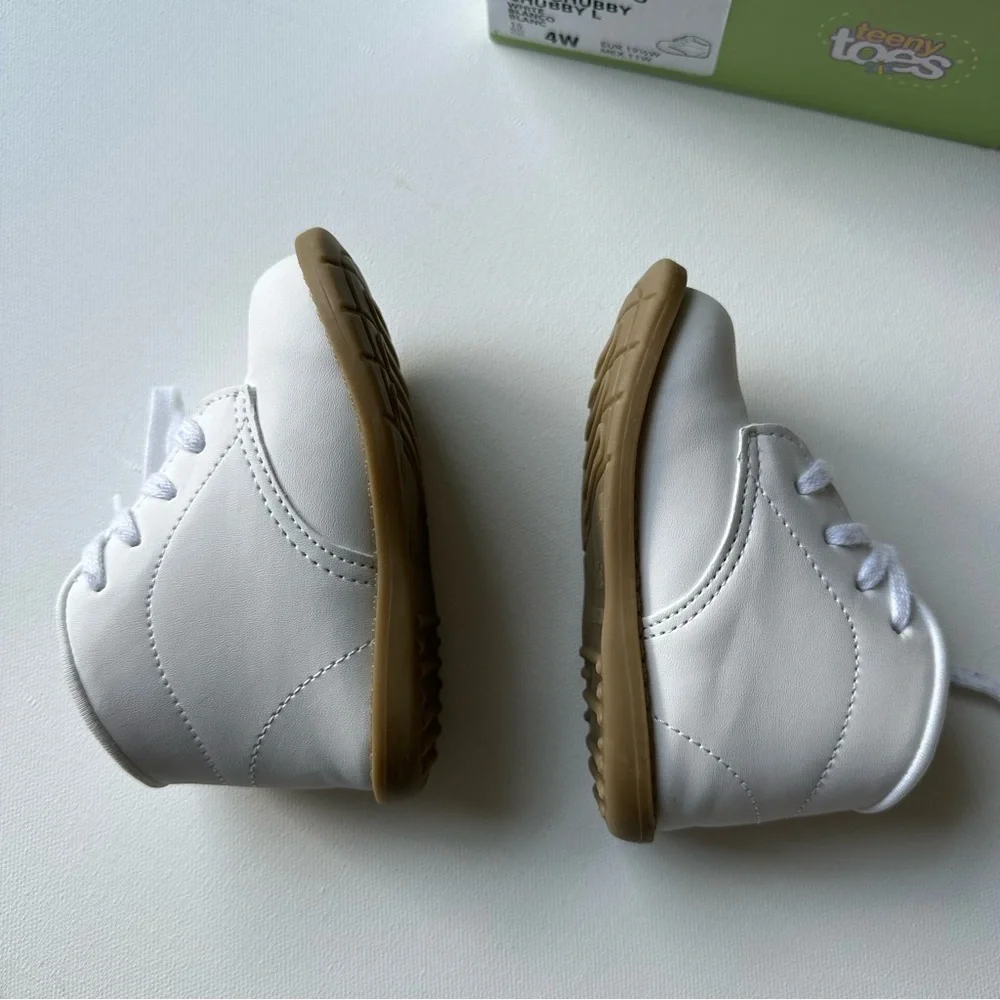 Teeny Toes White Baby Walker Shoes